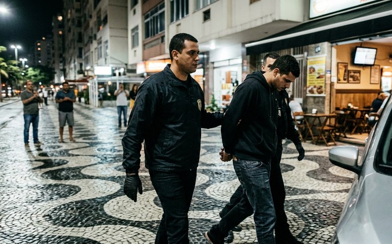Polícia prende suspeito de aplicar golpe 'boa noite, Cinderela' em Copacabana