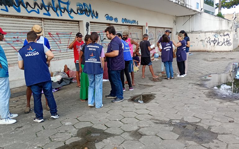 Abordagem Social intensifica busca ativa e acolhe pessoas em situação de rua