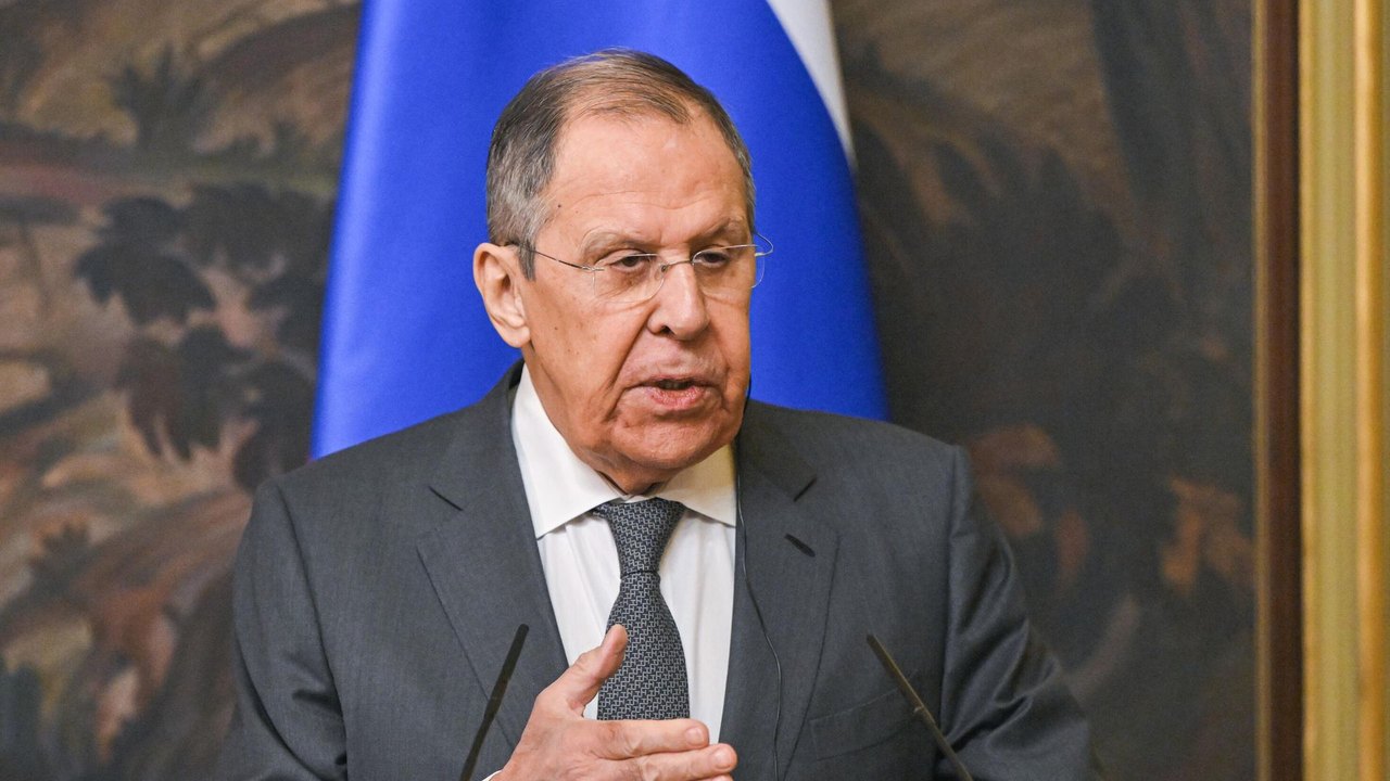 Atividade da OTAN no Ártico aumenta riscos de conflito, diz Lavrov