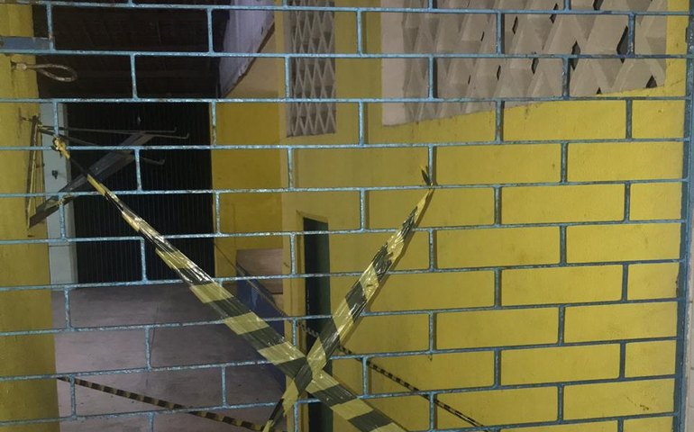 Localizada próximo ao Pinheiro, Escola Bom Conselho tem área interditada por conta de rachaduras