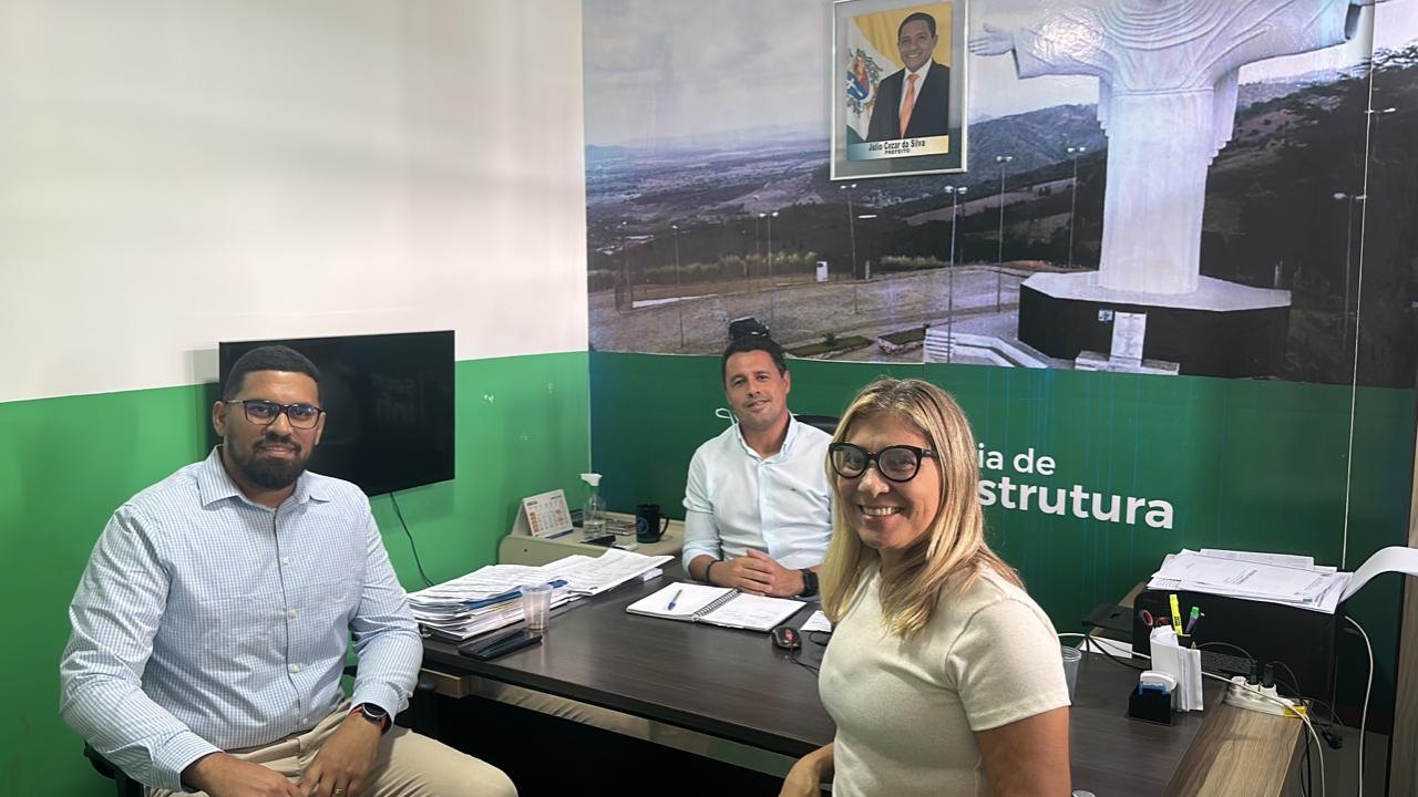 Comitê de Inovação de Palmeira dos Índios apresenta projetos para a Secretaria de Infraestrutura