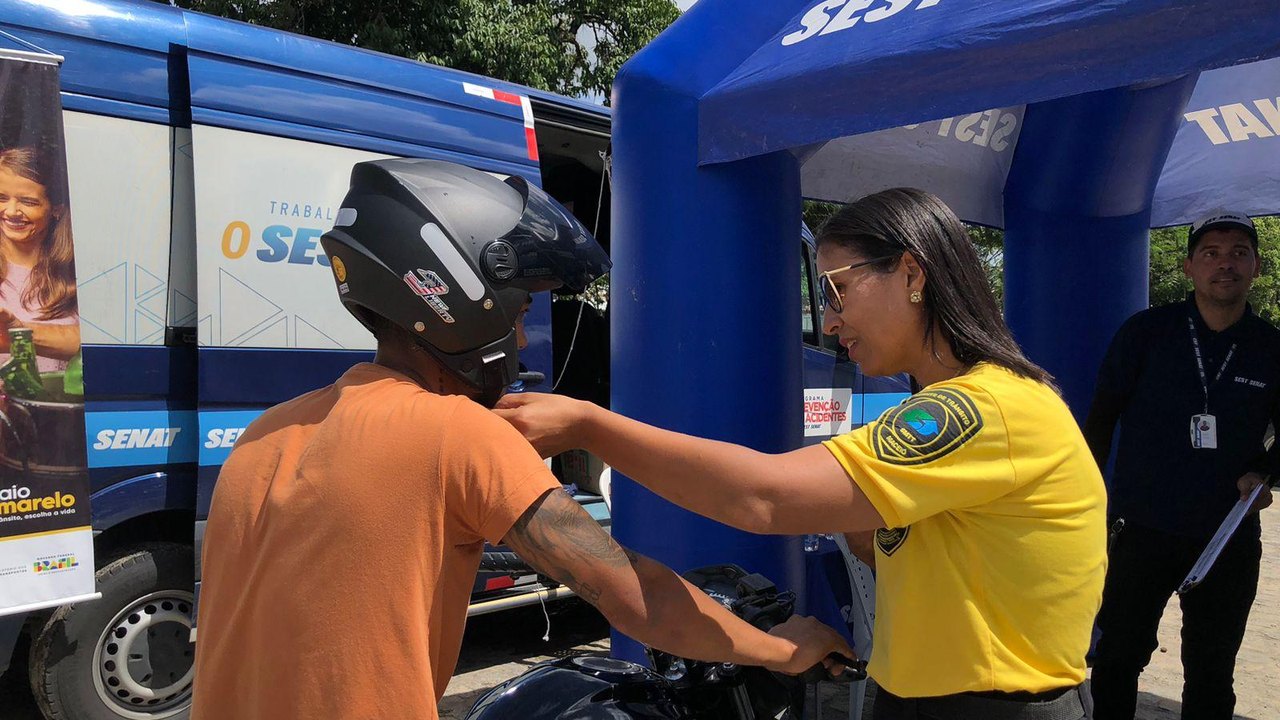 Ação com motociclistas abre Maio Amarelo na parte alta de Maceió