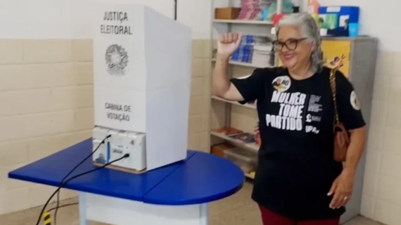 Em votação no Antares, Lenilda Luna (UP) denuncia desigualdade econômica no pleito e aposta na força das organizações sociais
