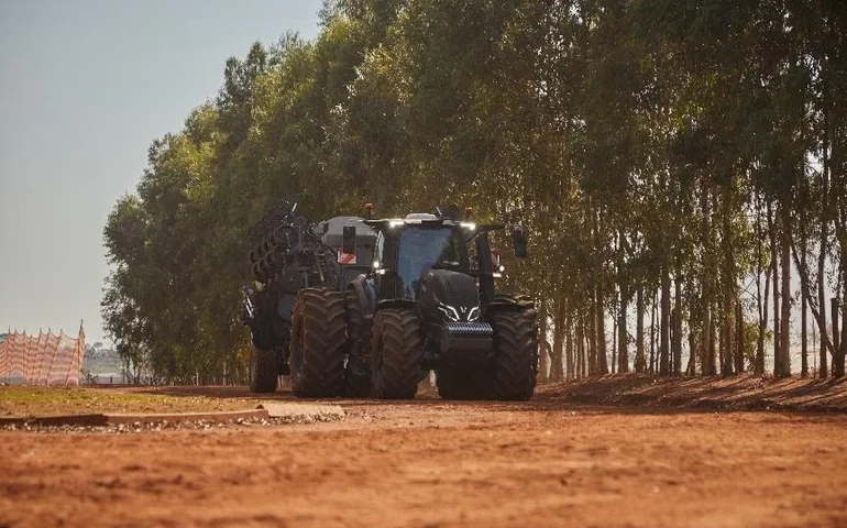 Estudo aponta como o preparo do solo em profundidade variável gera economia de combustível e ganho operacional