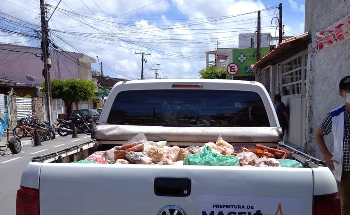 Operações da Vigilância Sanitária nas partes alta e baixa de Maceió retiraram de circulação produtos com prazo de validade vencido