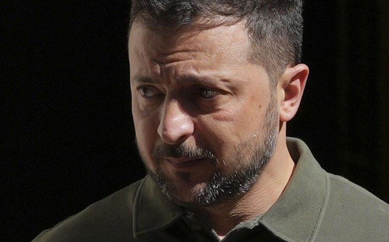 Zelensky precisa aceitar perdas territoriais em favor da Rússia para evitar desastre, diz analista