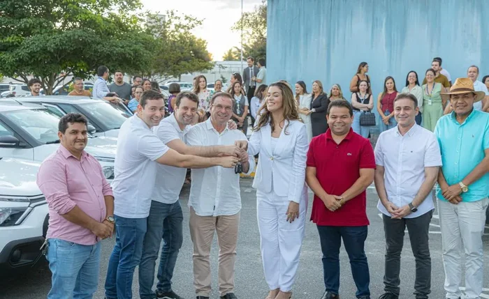 Arapiraca recebe frota com 12 veículos para ampliar ações de saúde