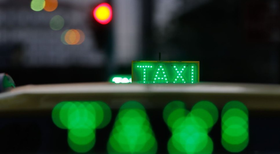 Auxílio taxista de R$ 1.000 começa a ser pago com parcela dobrada nesta terça-feira / Foto: Foto: Fernando Frazão/Agência Brasil