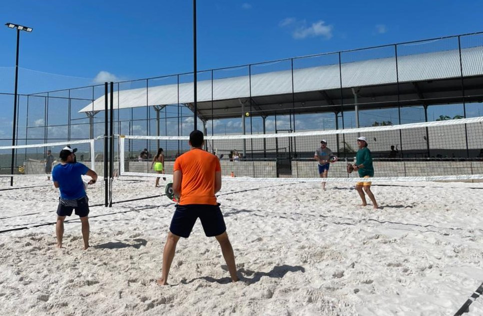 Beach Tennis se torna tendência em Aracaju