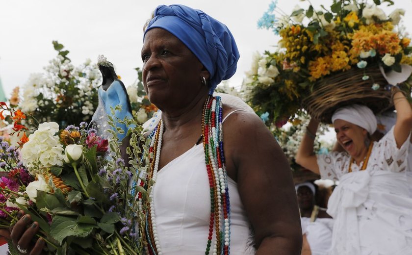 Crescimento de umbanda e candomblé reflete combate à intolerância