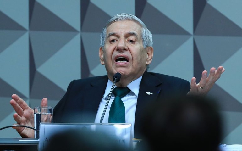 General Augusto Heleno deixa cela no Comando Militar e passa a cumprir prisão domiciliar