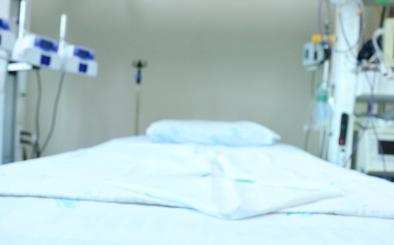 RJ: Justiça ordena que todos leitos de hospitais de campanha fiquem à disposição