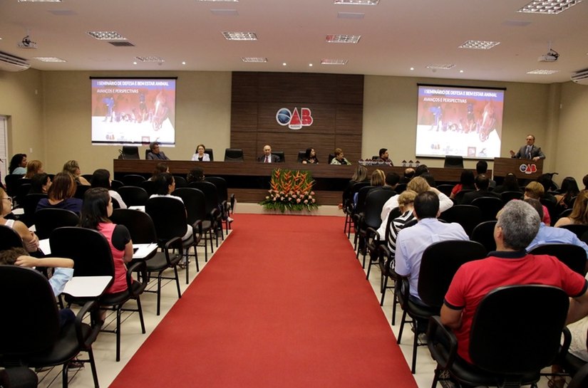 Seminário reúne palestrantes que são referência na proteção da causa animal