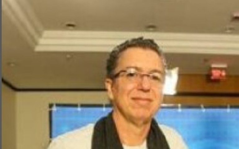 'Agora é perrengue', diz Boninho ao comentar situação dos brothers no 'Tá Com Nada'