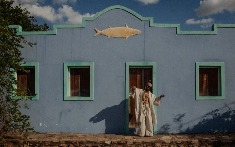 Janu lança novo clipe “de todas as coisas” e faz show gratuito no Sesc Arapiraca