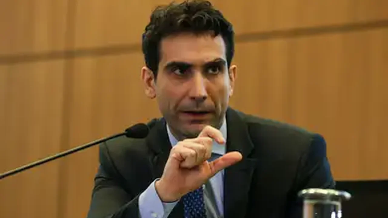 Galípolo: BC quer entender razões da desancoragem para endereçar o problema de forma eficiente