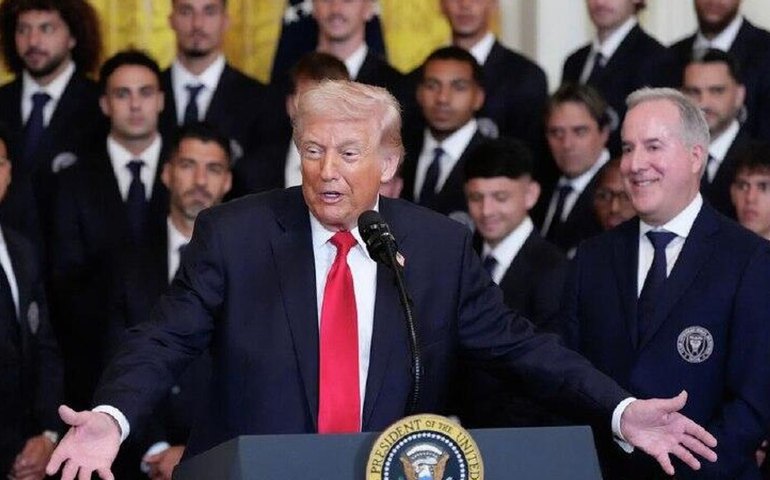 Especialista aponta padrão de intervenção dos EUA na política de outros países