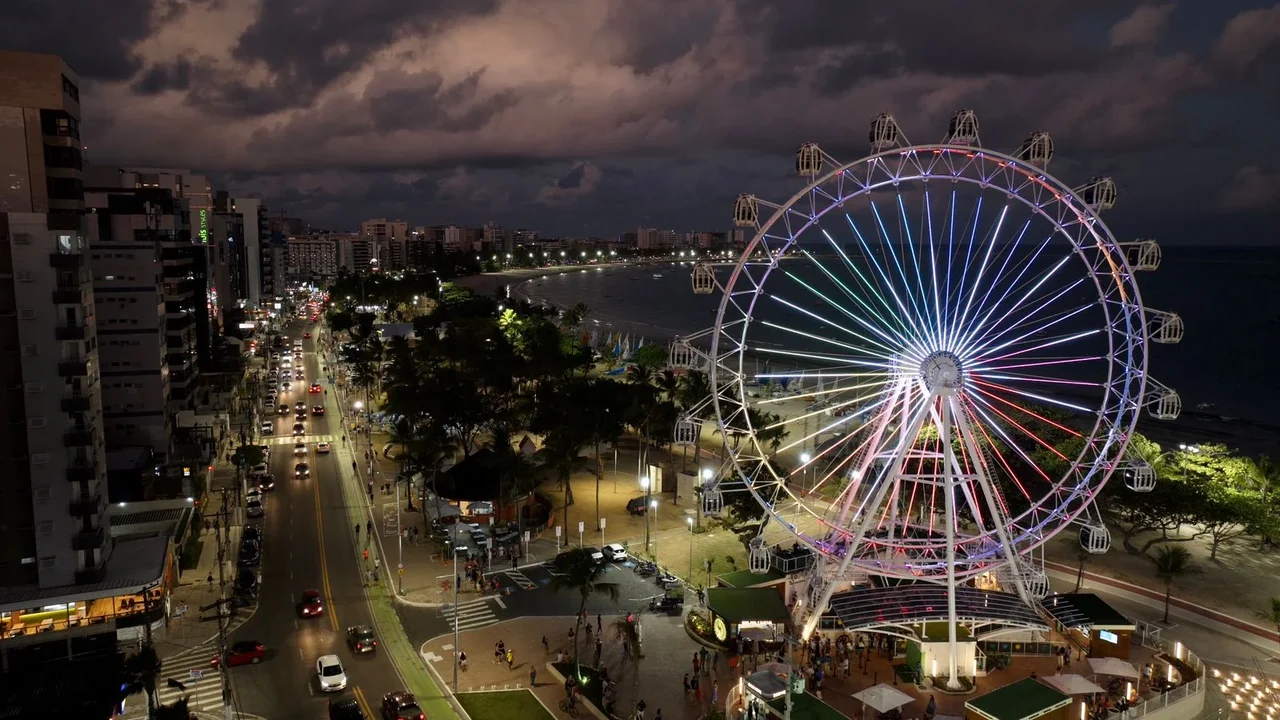 Roda Maceió entra no clima das festas e funcionará em horários especiais