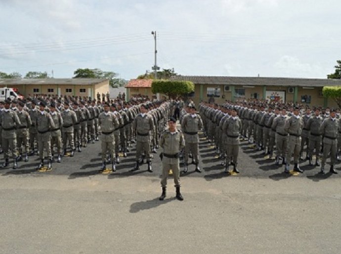 Mais de 690 policiais militares garantem a segurança do réveillon em Maceió