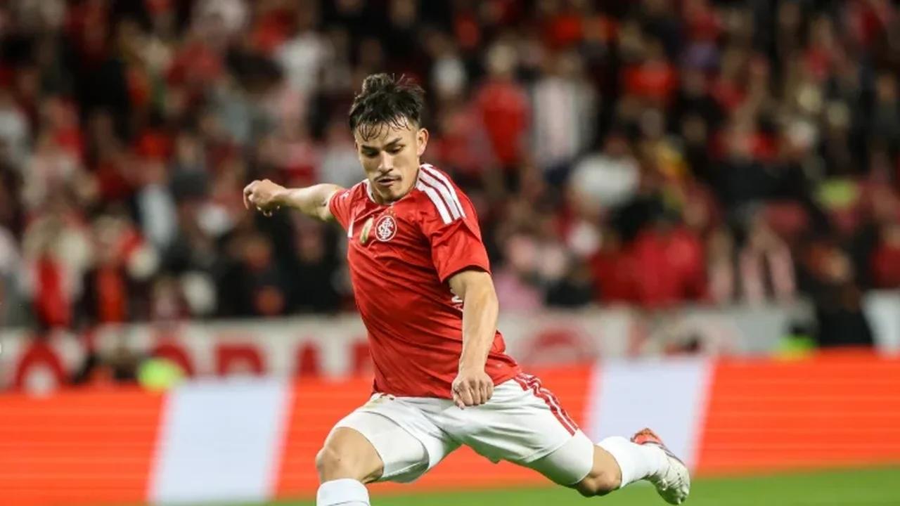 Internacional e Atlético-MG empatam no Brasileirão antes dos clássicos na Copa do Brasil
