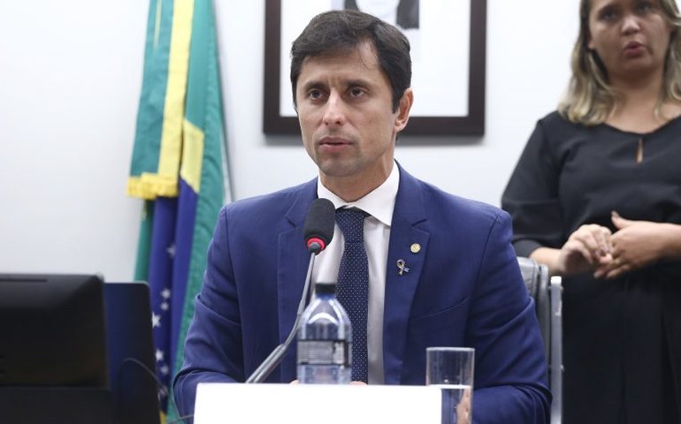 Comissão aprova projeto que obriga adaptar áreas de lazer a pessoas com deficiência