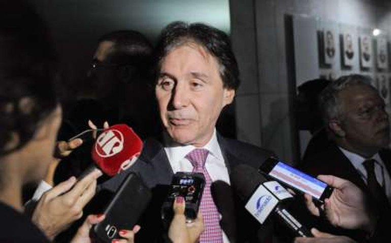 Eunício chama colega emedebista de 'bichinha nojenta, baitola'
