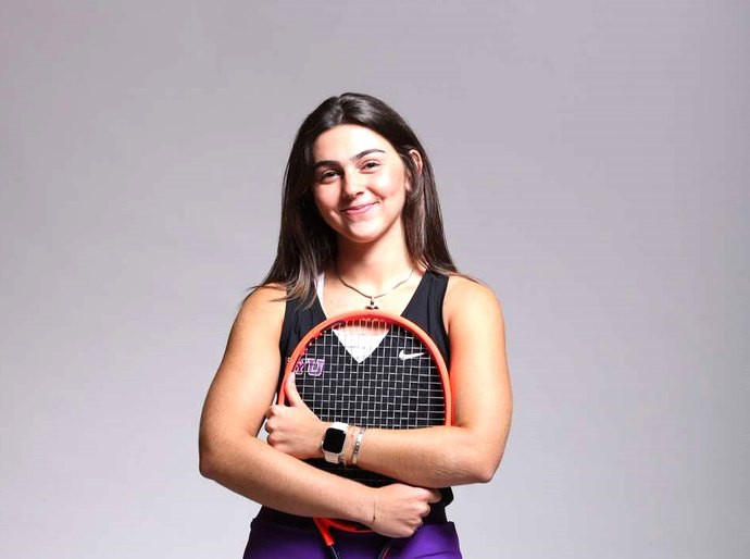 Ela foi a número 1 do tênis, mas uma lesão a levou se reinventar