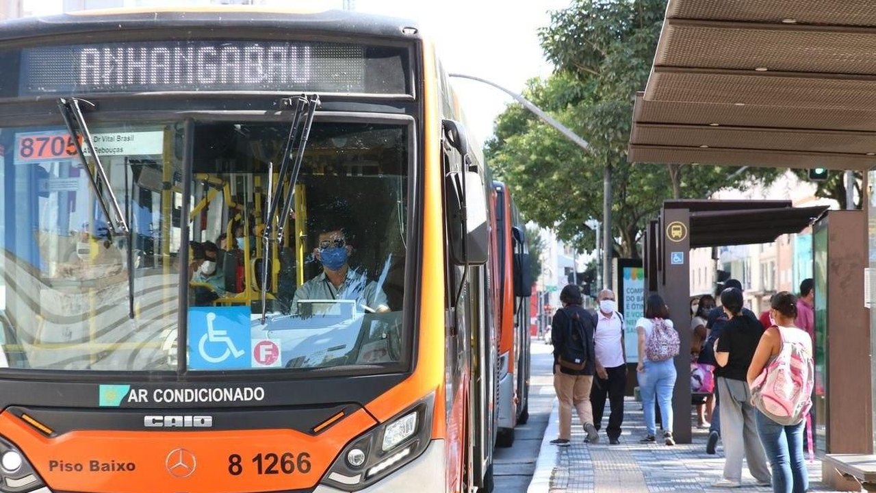 Justiça Eleitoral manda Prefeitura de SP prestar informações sobre frota reduzida de ônibus no 2º turno
