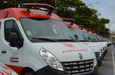 Governo de Alagoas entrega ambulâncias do Samu a municípios alagoanos nesta sexta