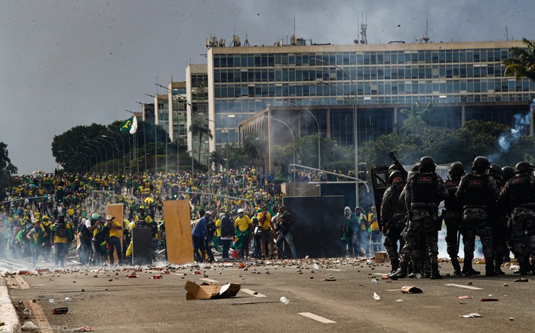 GSI dispensou reforço de guarda no Planalto horas antes da invasão dos golpistas
