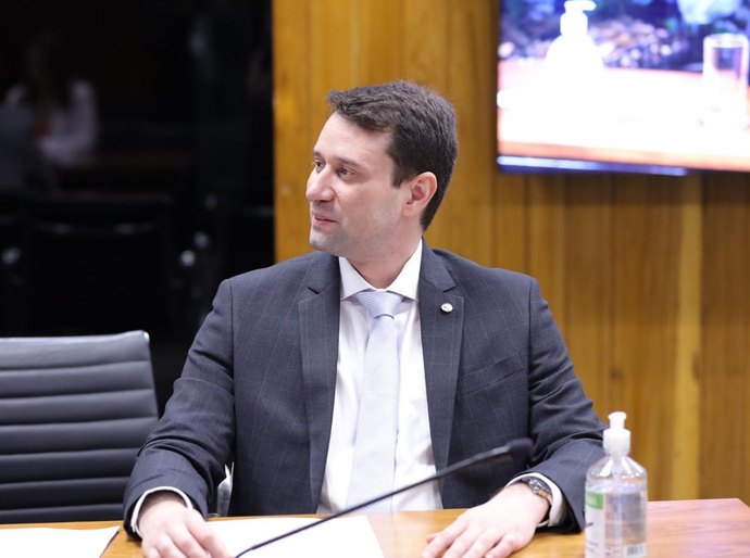Atuação do Congresso Nacional é tema do novo artigo do deputado federal Daniel Barbosa