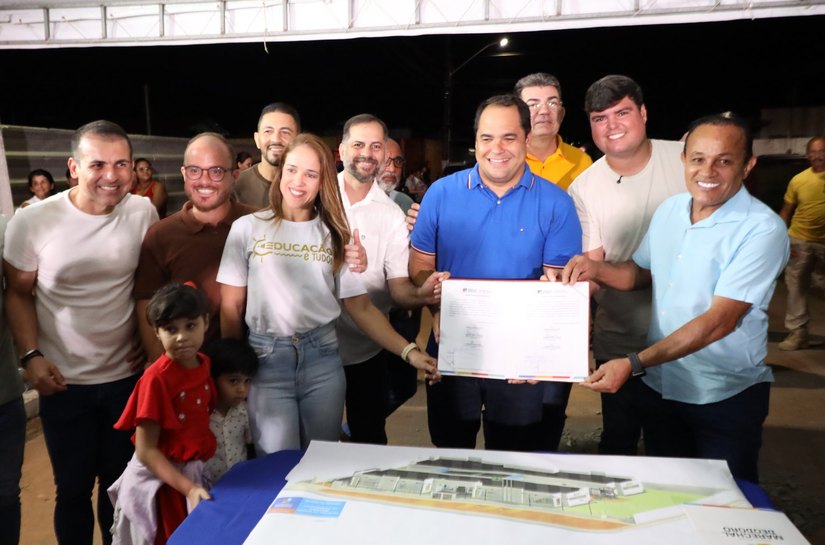 Prefeito André Bocão assina Ordem de Serviço de nova creche no Búzio do francês