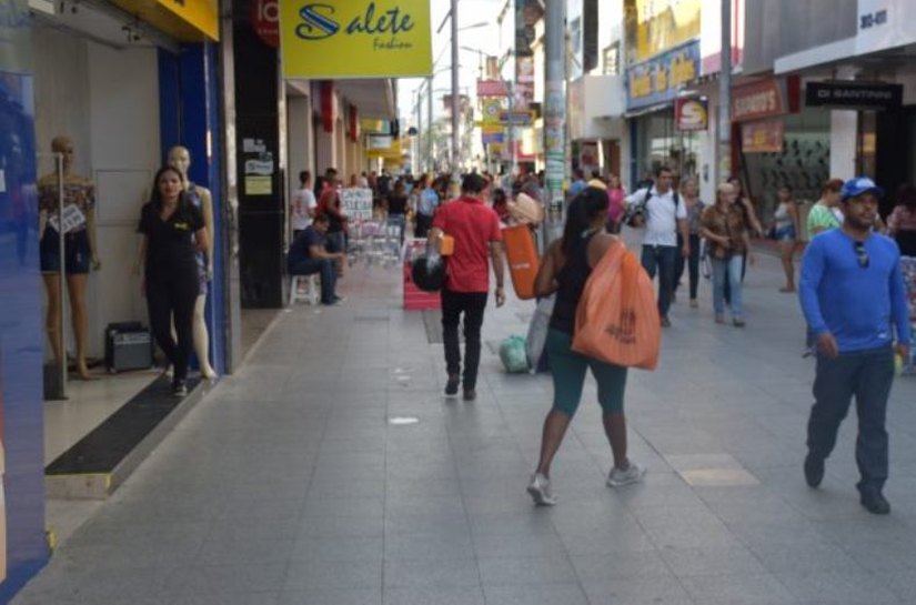 Consumidores com renda de até 10 salários retomam o consumo em Maceió