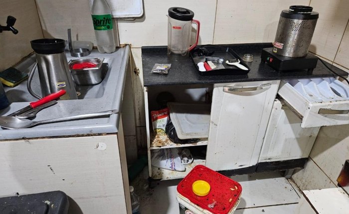 Hamburgueria não cumpria regras sanitárias e funcionava em condições insalubres