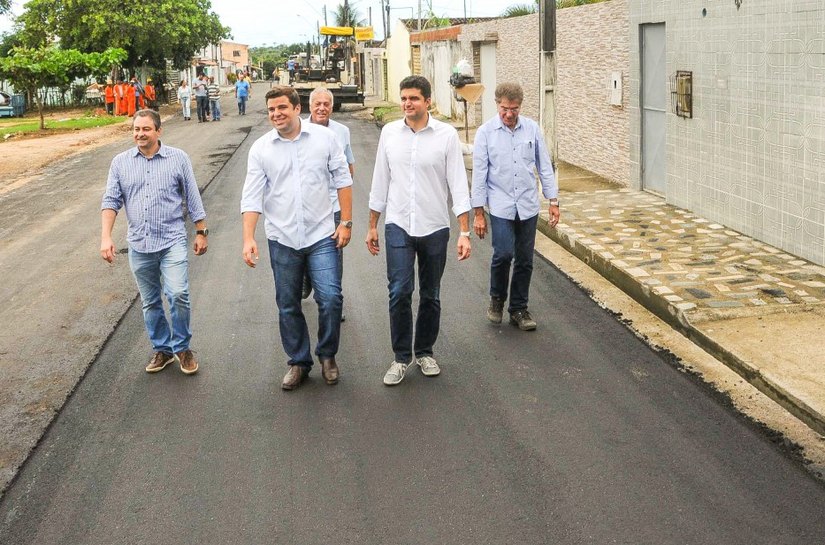 Prefeitura de Maceió amplia obras de pavimentação no Cambuci