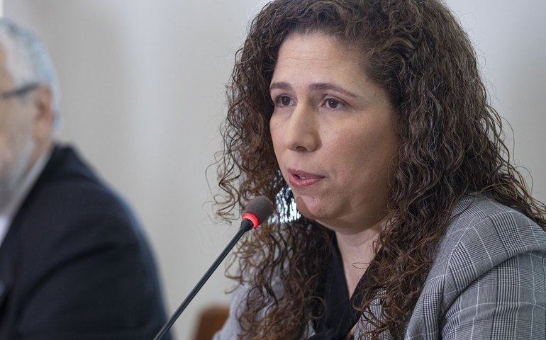 Ministra da Gestão critica PEC de ex-territórios