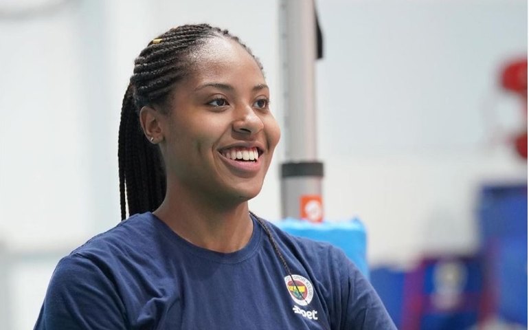 Ana Cristina brilha, Brasil supera Holanda e fatura a 1ª vitória na Liga das Nações
