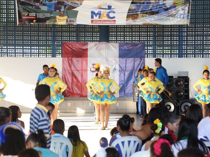 Campo Alegre: grupos de escolas dão show na Mostra Arte Cultural