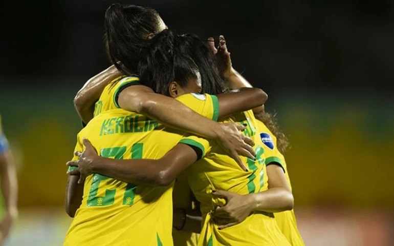 Brasil bate Paraguai, vai à final e garante vaga na Copa do Mundo e na Olimpíada