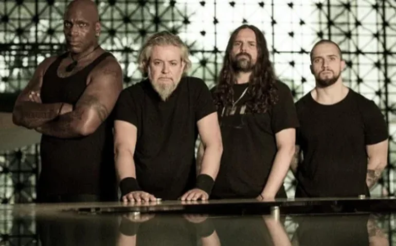 Sepultura lança EP final e encerra trajetória de mais de 40 anos