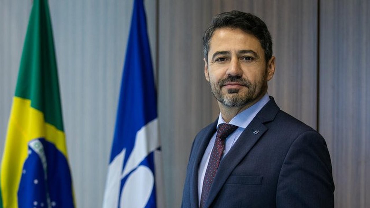Ex-chefe da Receita diz que Bolsonaro o procurou para falar sobre apreensão de joias no Aeroporto de Guarulhos