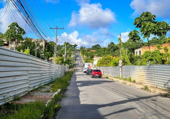 Defesa Civil de Maceió desmente interdição da Ladeira do Calmon