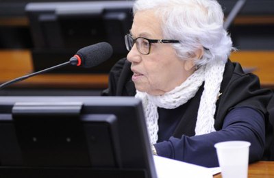 Aprovado desconto de 50% para idosos na renovação da Carteira de Habilitação