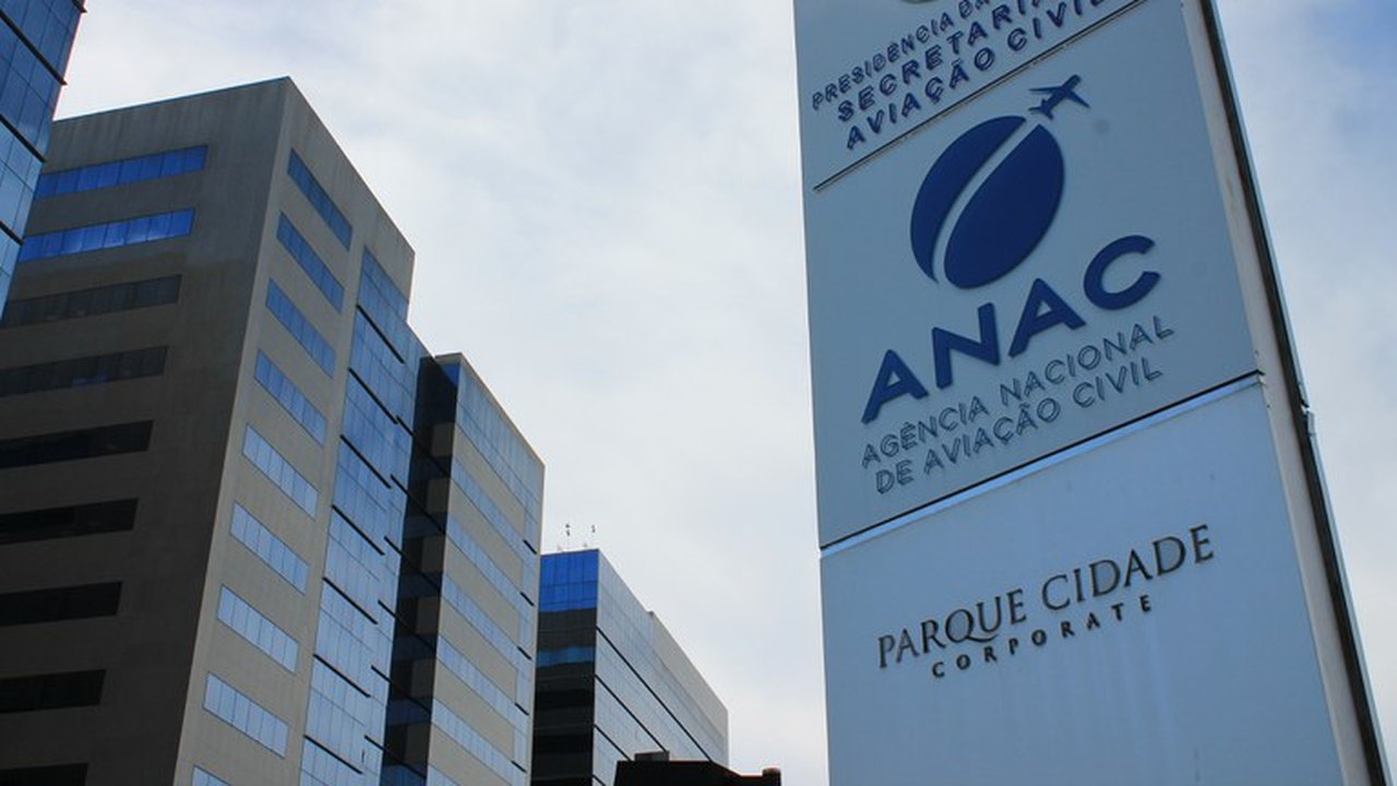 Anac alerta para risco de trote com óleo de avião após morte de piloto
