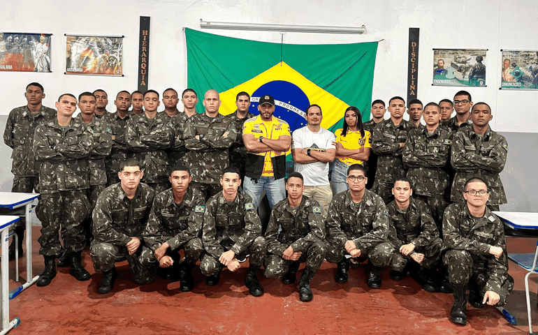 SMTT Penedo leva palestra de segurança no trânsito aos atiradores do Tiro de Guerra