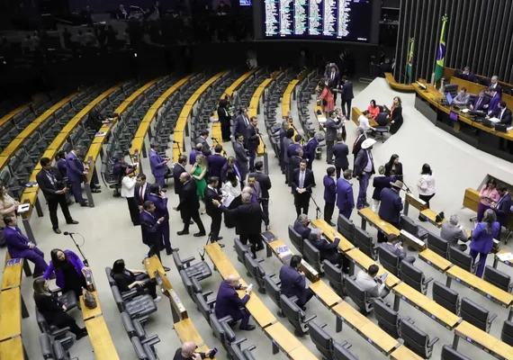 Câmara aprova projeto que prevê isenção fiscal para produção de hidrogênio verde e texto vai para a sanção
