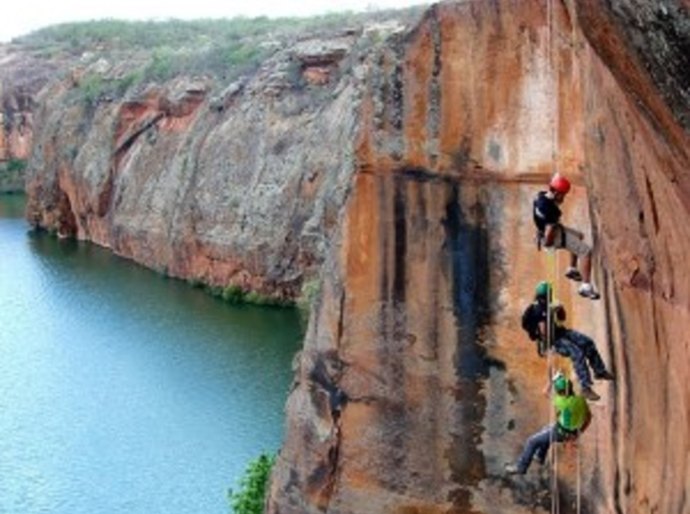 Os caminhos que te trazem a Delmiro Gouveia