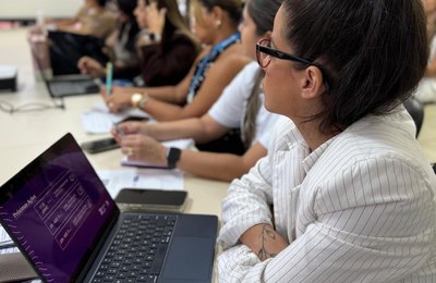 Alagoas Lilás: comitê gestor debate expansão da política de atendimento às mulheres