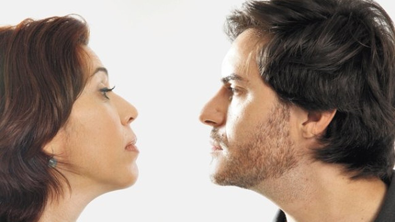 Maria Clara Gueiros e Ricardo Tozzi vivem casal engraçado e em crise