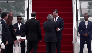 JD Vance desembarca para negociações 